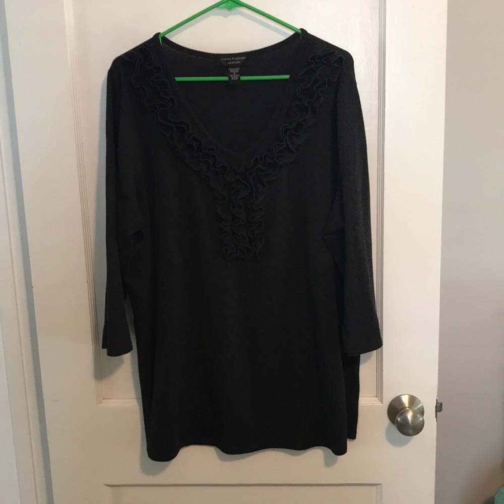 Cable & Gauge charcoal gray top